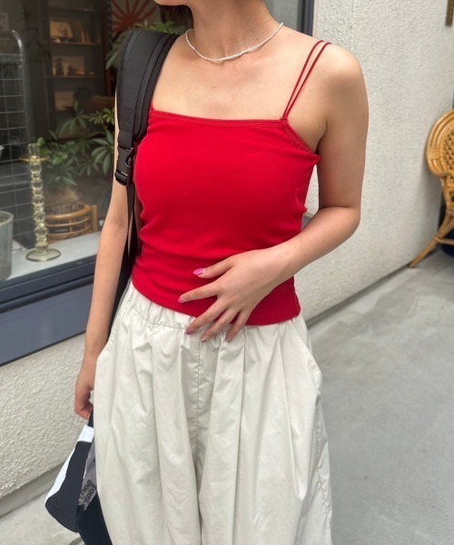 nemne store(ネンネストア)の「カップ付きインナーキャミソール(キャミソール・レディース・ホワイト系/ブラック系/サックスブルー系/レッド系・SMALL/MEDIUM)」の14枚目の写真