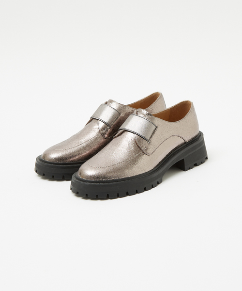 Au BANNISTER（オゥバニスター）の「フロントゴアシューズ（ドレスシューズ・レディース・その他/シルバー/ブラック・35/36/37/38/39）」の3枚目の写真