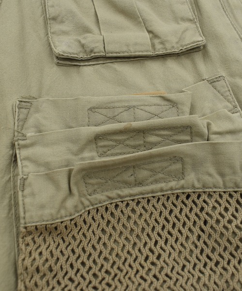 Banana Republic(バナナリパブリック)の「【ヴィンテージ古着】90’s Banana Republic アウトドア ベスト(ベスト・メンズ・カーキ・MEDIUM)」の16枚目の写真