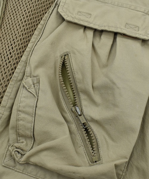 Banana Republic(バナナリパブリック)の「【ヴィンテージ古着】90’s Banana Republic アウトドア ベスト(ベスト・メンズ・カーキ・MEDIUM)」の10枚目の写真