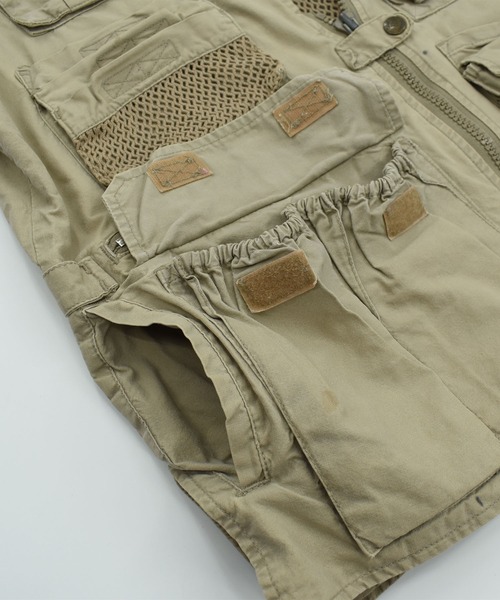 Banana Republic(バナナリパブリック)の「【ヴィンテージ古着】90’s Banana Republic アウトドア ベスト(ベスト・メンズ・カーキ・MEDIUM)」の14枚目の写真