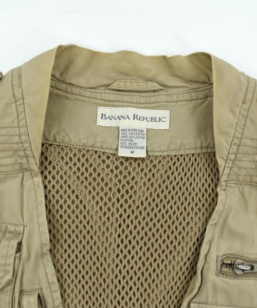 Banana Republic(バナナリパブリック)の「【ヴィンテージ古着】90’s Banana Republic アウトドア ベスト(ベスト・メンズ・カーキ・MEDIUM)」の6枚目の写真