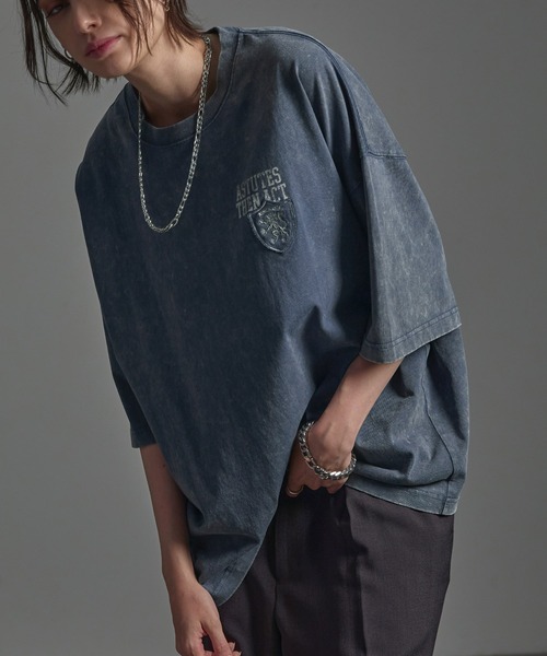 CIYOT（シヨウト）の「【CIYOT-シヨウト-】ヴィンテージ加工 ピグメント エンブレム刺繍 ロゴパッチ半袖Tシャツ（Tシャツ/カットソー・メンズ・ダークネイビー/レッド/グレー/ブラック・M/L）」の3枚目の写真