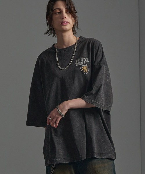 CIYOT（シヨウト）の「【CIYOT-シヨウト-】ヴィンテージ加工 ピグメント エンブレム刺繍 ロゴパッチ半袖Tシャツ（Tシャツ/カットソー・メンズ・ダークネイビー/レッド/グレー/ブラック・M/L）」の7枚目の写真