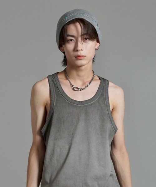 Chikashitsu +(チカシツプラス)の「【Chikashitsu +】multi studs beanie / 【チカシツプラス】マルチスタッズニット帽子(ニットキャップ/ビーニー・メンズ・グレー/ブラック/ホワイト・ONE SIZE)」の10枚目の写真