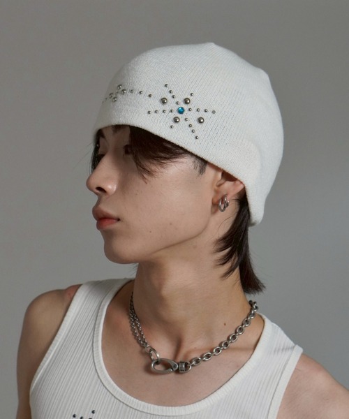 Chikashitsu +（チカシツプラス）の「【Chikashitsu +】multi studs beanie / 【チカシツプラス】マルチスタッズニット帽子（ニットキャップ/ビーニー・メンズ・グレー/ブラック/ホワイト・ONE SIZE）」の17枚目の写真