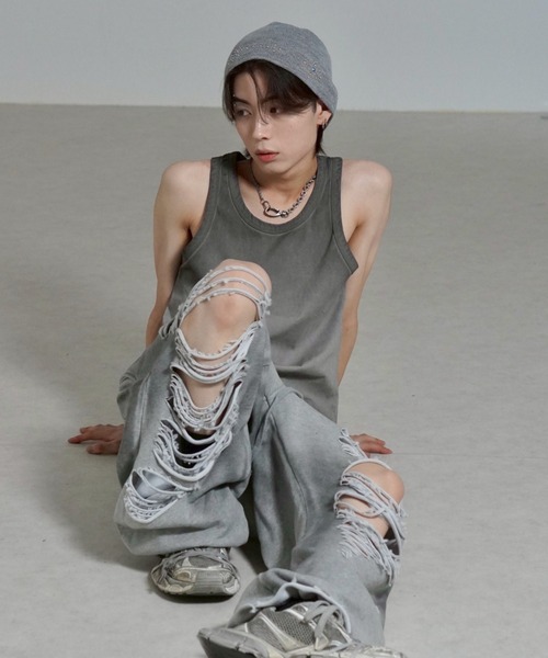 Chikashitsu +(チカシツプラス)の「【Chikashitsu +】multi studs beanie / 【チカシツプラス】マルチスタッズニット帽子(ニットキャップ/ビーニー・メンズ・グレー/ブラック/ホワイト・ONE SIZE)」の8枚目の写真