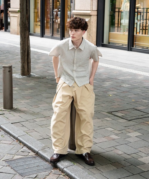 kutir(クティール)の「CROPPED OVERSIZED CHECK SHIRT/クロップドアソートチェックシャツ(シャツ/ブラウス・メンズ・アイボリー/ライトブルー/ブラック・MEDIUM/LARGE)」の10枚目の写真