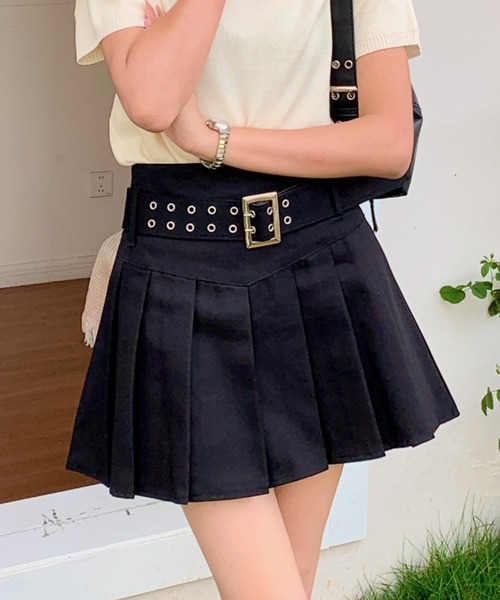 Vipoa(ヴィポア)の「ベルト付きプリーツミニスカート(スカート・レディース・ベージュ/ブラック・MEDIUM/LARGE)」の16枚目の写真