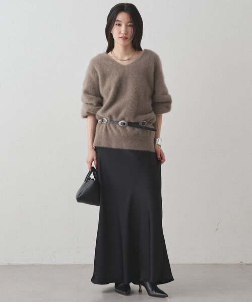 新品　ラウンジドレス　サテンナロースカート　カーキ サテンナロースカート（スカート）｜LOUNGEDRESS（ラウンジ