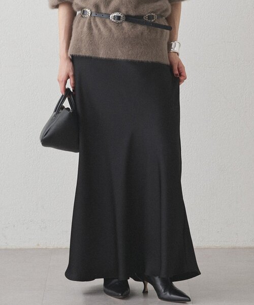 LOUNGEDRESS(ラウンジドレス)の「サテンナロースカート(スカート・レディース・オフホワイト/ブラック・MEDIUM/SMALL)」の3枚目の写真