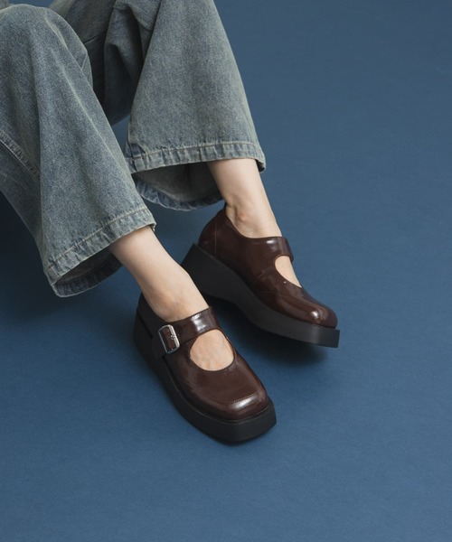 KBF(ケイビーエフ)の「プラットフォームメリージェーン(スニーカー・レディース・ブラック/ブラウン・38/36/37)」の4枚目の写真