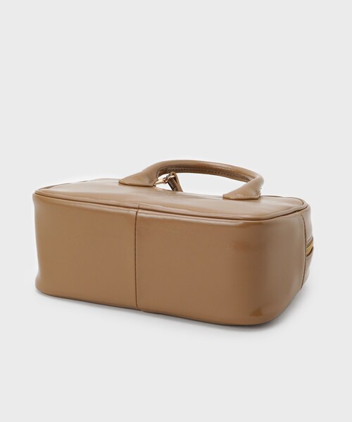 OPAQUE.CLIP（オペークドットクリップ）の「【軽量/2WAY】オイル調合皮ミドルボストンバッグ（ショルダーバッグ・レディース・ブラック/ベージュ・00）」の11枚目の写真