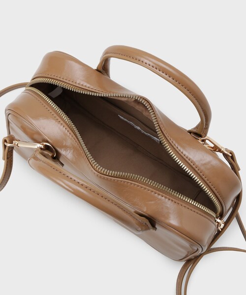 OPAQUE.CLIP（オペークドットクリップ）の「【軽量/2WAY】オイル調合皮ミドルボストンバッグ（ショルダーバッグ・レディース・ブラック/ベージュ・00）」の12枚目の写真