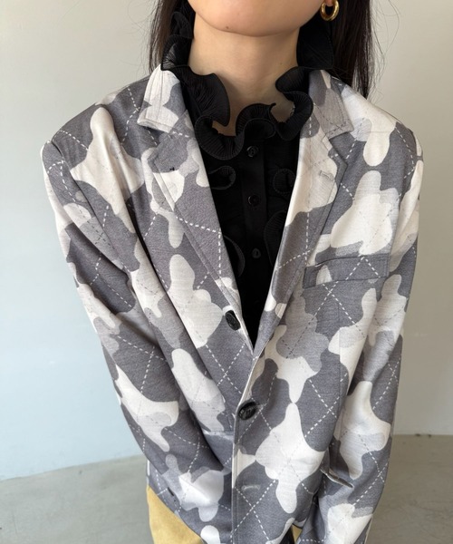 SANSeLF（サンセルフ）の「【SANSeLF】 プリーツフリル スタンドネック フェイクトップス 付け襟 saa25s014（付け襟・レディース・ホワイト/ブラック・FREE）」の6枚目の写真