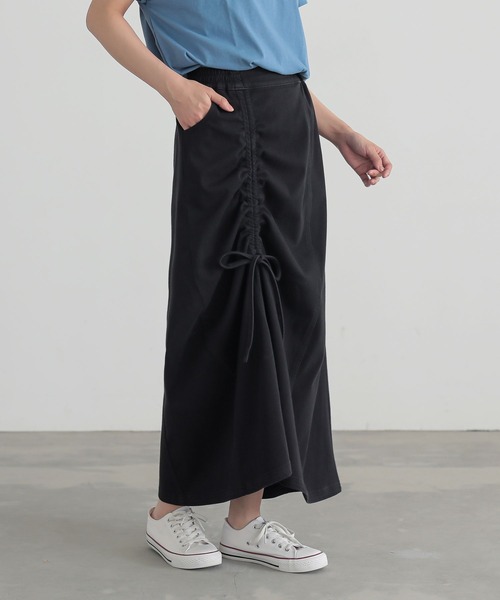 n'OrLABEL（ノアールレーベル）の「『ドロストストレッチデニムスカート』（デニムスカート・レディース・ブラック/ブルー・2/1）」の14枚目の写真