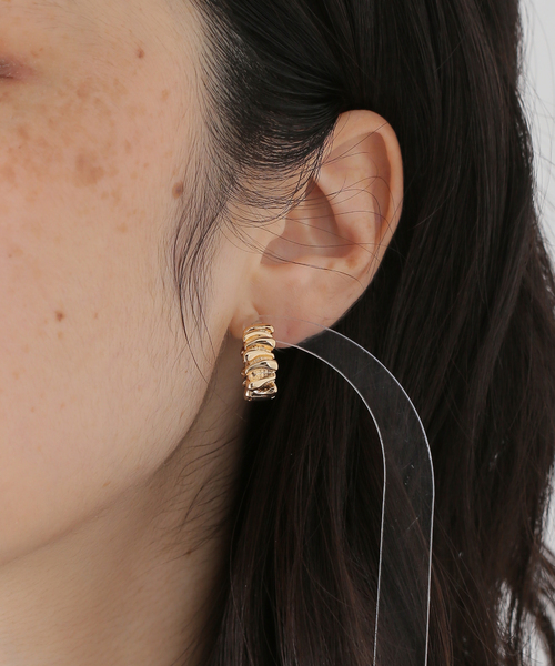 SLOBE IENA（スローブイエナ）の「Theia Jewelry/テイア ジュエリー ニュアンスピアス 71061E0022（ピアス（両耳用）・レディース・ゴールド・FREE）」の8枚目の写真