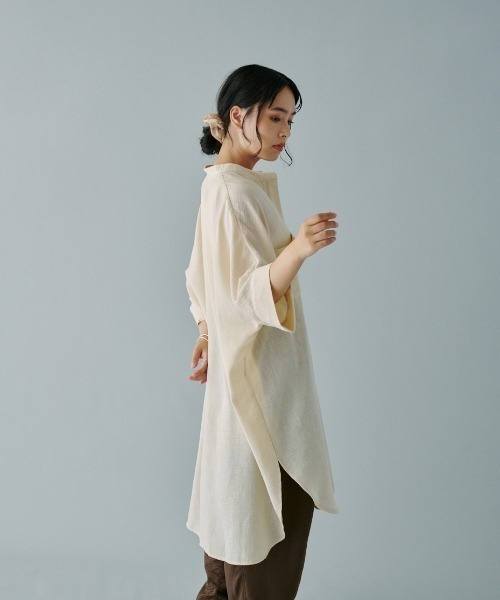 terrace(テラス)の「ツーポケットスキッパーロングシャツ(シャツ/ブラウス・レディース・アイボリー/ブラック/オレンジ・MEDIUM)」の8枚目の写真