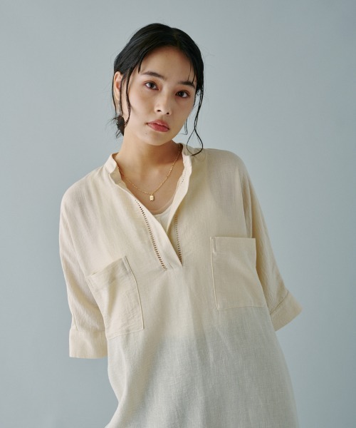 terrace(テラス)の「ツーポケットスキッパーロングシャツ(シャツ/ブラウス・レディース・アイボリー/ブラック/オレンジ・MEDIUM)」の12枚目の写真