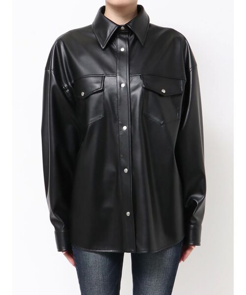 GYDA（ジェイダ）の「フェイクレザースタイリングシャツ（シャツ/ブラウス・レディース・ブラック/レッド・FREE）」の12枚目の写真