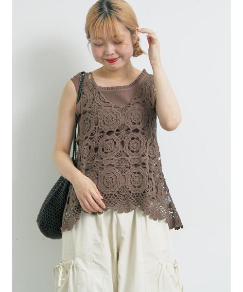 SM2（エスエムツー）の「マシンクロシェ編みベスト（ベスト・レディース・ブラック/ダークブラウン/キナリ・F）」の3枚目の写真