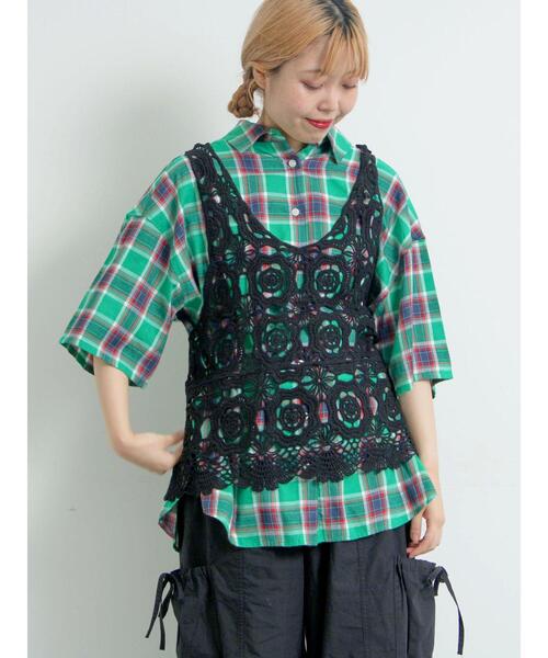 SM2（エスエムツー）の「マシンクロシェ編みベスト（ベスト・レディース・ブラック/ダークブラウン/キナリ・F）」の4枚目の写真