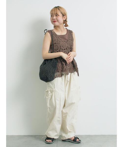SM2（エスエムツー）の「マシンクロシェ編みベスト（ベスト・レディース・ブラック/ダークブラウン/キナリ・F）」の11枚目の写真