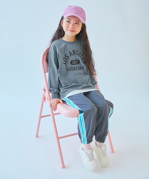 devirock(デビロック)の「綿100% デビラボ BIGシルエット プリント袖リブ 長袖Tシャツ ロンT(Tシャツ/カットソー・キッズ・グレー系1/ブラック系2/ブラック系3/ブラック系4/ベージュ系1/ホワイト系1/ブラック系1/ピンク系1/グリーン系1/ベージュ系2/グリーン系3/グリーン系4/グリーン系2/ブルー系1・90cm/110cm/100cm/120cm/130cm/140cm/150cm/160cm)」の15枚目の写真