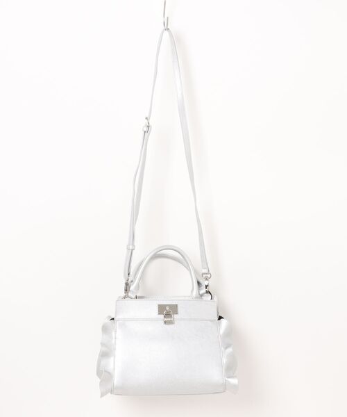 JILL STUART（ジルスチュアート）の「JILL STUART(ジル スチュアート)　ラッフル　2WAYハンド（ハンドバッグ・レディース・シルバー/チョコ/ブラック・FREE）」の3枚目の写真