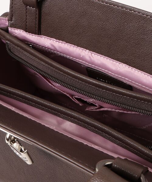 JILL STUART（ジルスチュアート）の「JILL STUART(ジル スチュアート)　ラッフル　2WAYハンド（ハンドバッグ・レディース・シルバー/チョコ/ブラック・FREE）」の8枚目の写真