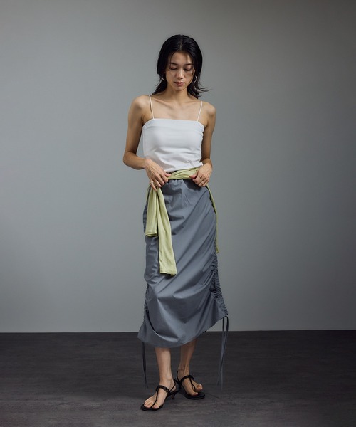 SALON adam et rope'（サロン アダム エ ロペ）の「ベア天カップ付きベアトップキャミソール［UVケア・接触冷感］（キャミソール・レディース・ホワイト/ブラック・M/S）」の5枚目の写真