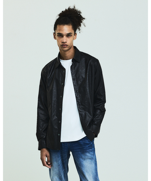 5351 POUR LES HOMMES（ゴーサンゴーイチプールオム）の「エンボスプリント レザータッチ アラベスク柄 長袖シャツ（シャツ/ブラウス・メンズ・ブラック・50/48/46/44）」の9枚目の写真