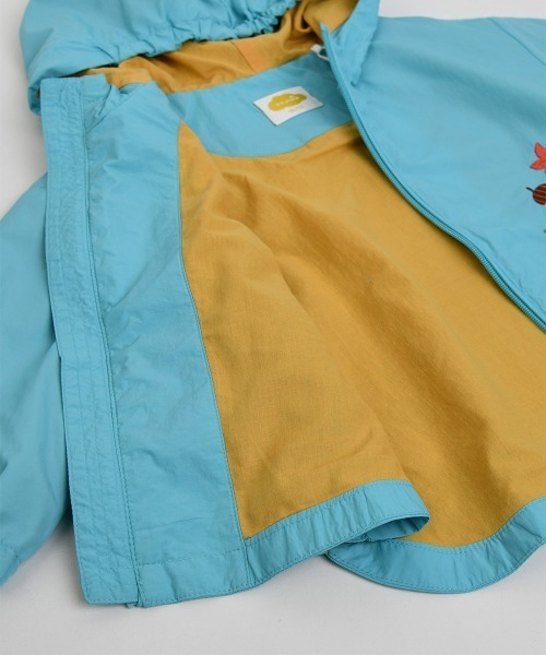 moimoln（モイモルン）の「【ReRe】フード付きウィンドブレーカー（ナイロンジャケット・キッズ・ミント/クリーム・90cm/100cm/110cm/120cm/130cm）」の5枚目の写真