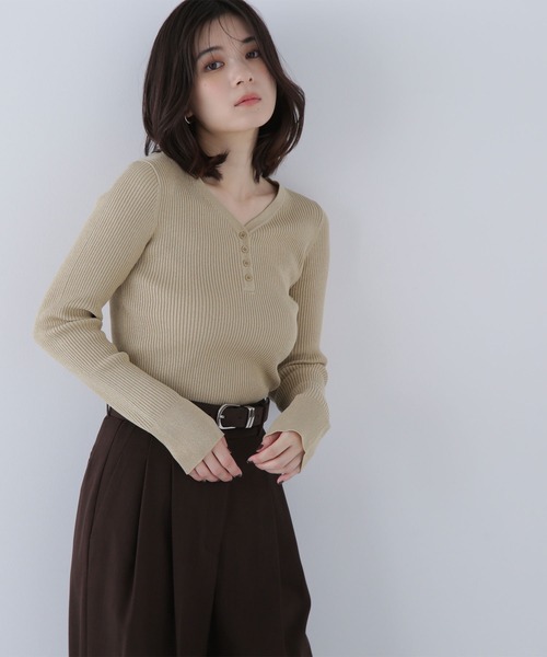 ラメリブニットタンク さりげないラメで毎日のコーデにアクセントを リブラメニットタンク