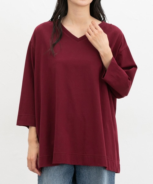 Honeys(ハニーズ)の「8分袖Vネックチュニック(Tシャツ/カットソー・レディース・ブラック/レッド系その他/ダークブラウン系/ネイビー・F)」の4枚目の写真