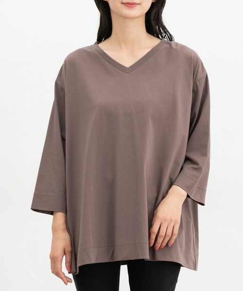 Honeys(ハニーズ)の「8分袖Vネックチュニック(Tシャツ/カットソー・レディース・ブラック/レッド系その他/ダークブラウン系/ネイビー・F)」の15枚目の写真