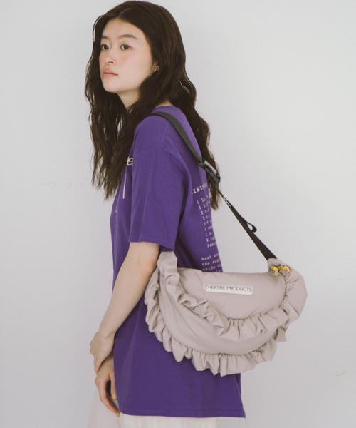 THEATRE PRODUCTS（シアタープロダクツ）の「パファーフリルショルダーバッグ（ショルダーバッグ・レディース・ブラック/グレー・FREE）」の14枚目の写真