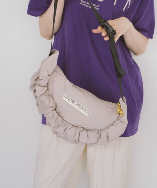 THEATRE PRODUCTS（シアタープロダクツ）の「パファーフリルショルダーバッグ（ショルダーバッグ・レディース・ブラック/グレー・FREE）」の17枚目の写真