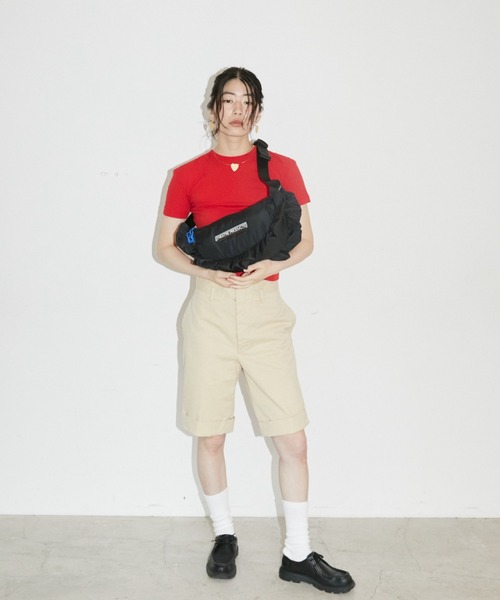 THEATRE PRODUCTS（シアタープロダクツ）の「パファーフリルショルダーバッグ（ショルダーバッグ・レディース・ブラック/グレー・FREE）」の18枚目の写真