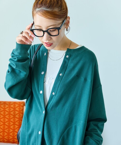 FREAK'S STORE(フリークスストア)の「限定展開 Champion × FREAK'S STORE/チャンピオン 別注 スナップ カーディガン(カーディガン/ボレロ・レディース・グリーン/オートミール/スミクロ/杢グレー・フリ-)」の4枚目の写真