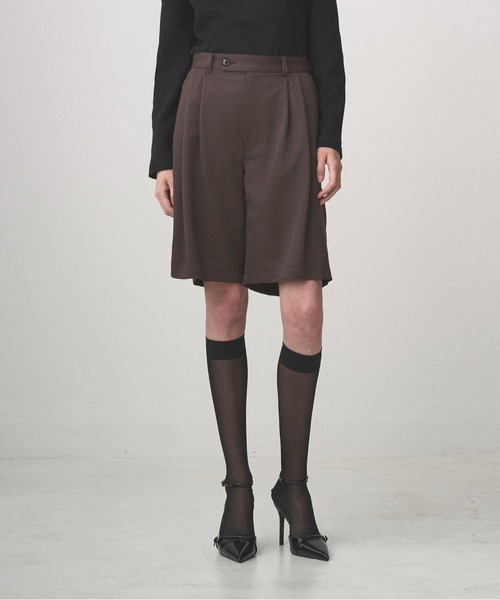 Juha（ユハ）の「2TUCK EASY SHORTS（スラックス・メンズ・ブラック/ネイビー/ブラウン・2/3/4）」の3枚目の写真