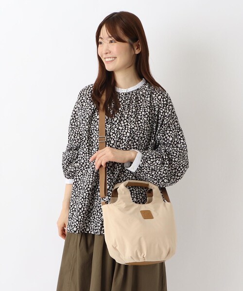 one'sterrace(ワンズテラス)の「anello EMMA 2WAYショルダー(ショルダーバッグ・レディース・ブラック系8/ライトグレー系8/アイボリー系8・99)」の14枚目の写真