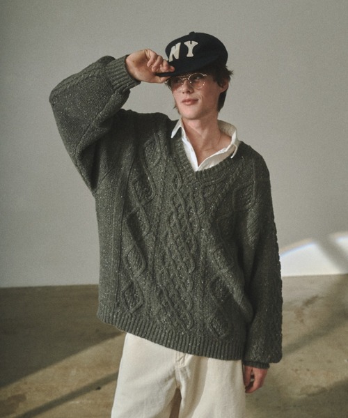 Elanque（エランク）の「volume nep Vneck knit / ボリュームネップVネックニット（ニット/セーター・メンズ・グレー/カーキ/ベージュ・MEDIUM/LARGE/SMALL）」の3枚目の写真