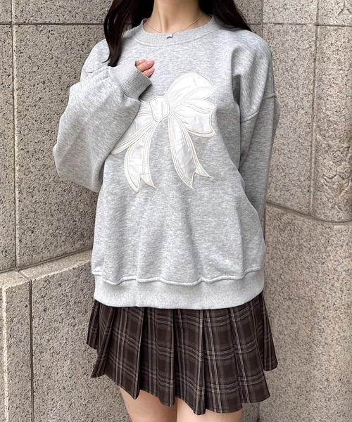 Mejoul(メジュール)の「【裏起毛】フロントリボン スウェット長袖トレーナー(スウェット・レディース・グレー/ホワイト・M/L)」の19枚目の写真