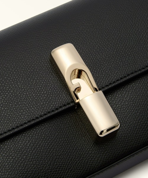 FURLA（フルラ）の「フルラ イリデ (Furla Iride) クロスボディバッグ（ショルダーバッグ・レディース・レッド/チャコールグレー/ライトピンク/ピンクベージュ/ライトブルー/アイボリー/ブラック/グリーン・ONE SIZE）」の17枚目の写真