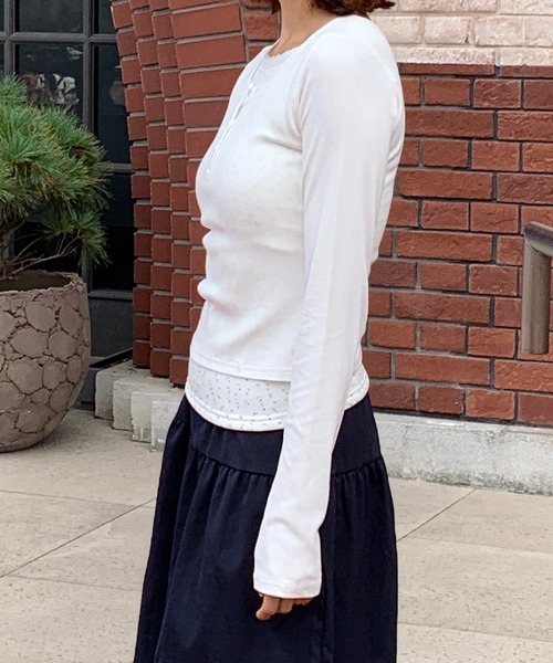Teem Store(チームストア)の「【裏起毛】花柄フェイクレイヤードヘンリーネックリブロンT(Tシャツ/カットソー・レディース・ホワイト/グレー・M/L)」の19枚目の写真