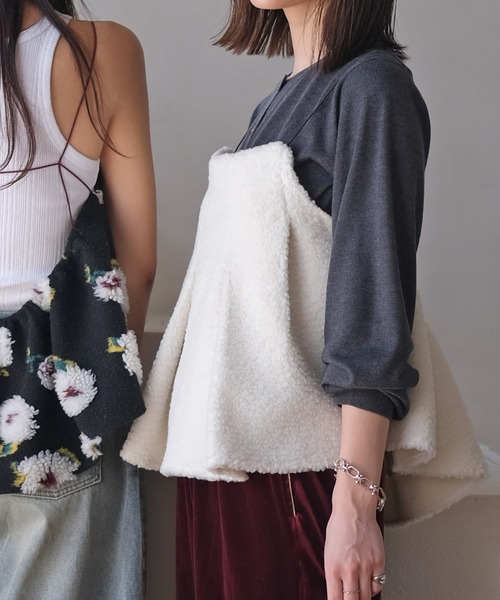 【未使用】AKTE ボアキャミソール AKTE（アクテ）の「ボアキャミソール（シャツ/ブラウス）」 - WEAR