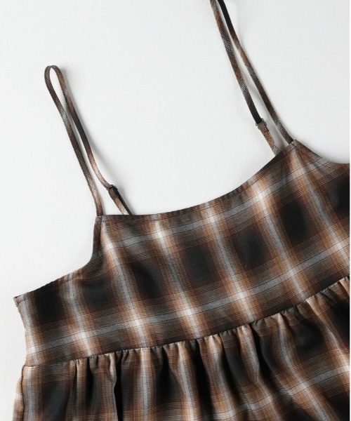 Right-on（ライトオン）の「【HONEYSUCKLE ROSE】オンブレチェックキャミ (トレンド/体型カバー)（その他トップス・レディース・ブラウン/ブラック・S/M/L）」の11枚目の写真