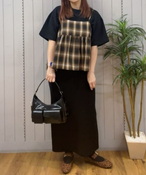 Right-on（ライトオン）の「【HONEYSUCKLE ROSE】オンブレチェックキャミ (トレンド/体型カバー)（その他トップス・レディース・ブラウン/ブラック・S/M/L）」の3枚目の写真