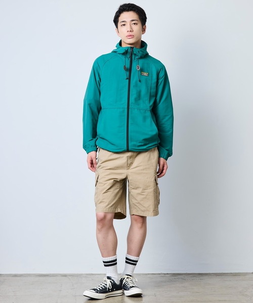 L.L.Bean（エルエルビーン）の「ジャパン・フィット　マウンテン・クラシック・フルジップ・ジャケット（マウンテンパーカー・メンズ・エメラルド/ブルー/イエロー・SMALL/MEDIUM/X-LARGE/XX-LARGE/LARGE）」の10枚目の写真